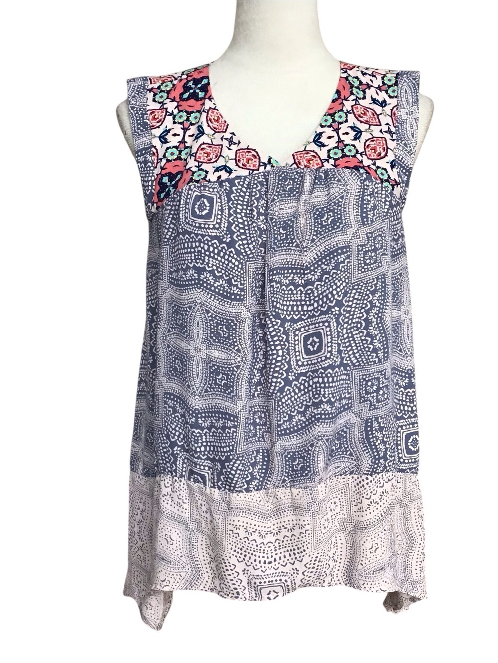 Knox Rose Boho Floral Sleeveless Tassel Tie Top NEW